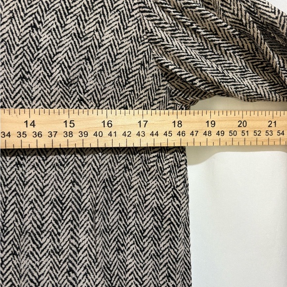 J.JILL Chevron Herringbone Long Tie Sleeve Lightweight Button Up Shirt Top PM - Picture 4 of 7